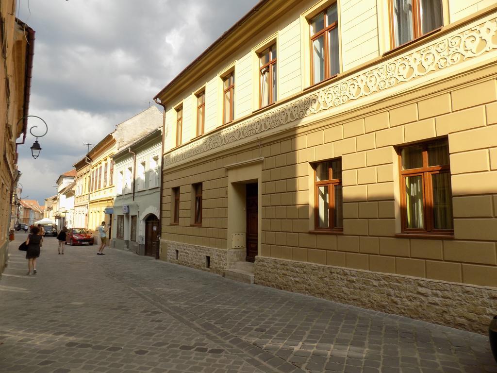 Apartment Christine Braşov Exterior foto